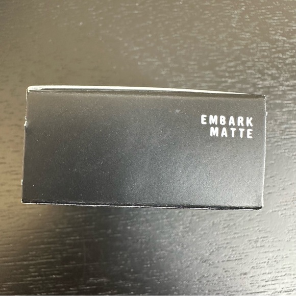 NWOT MAC EMBARK Matte Eyeshadow - Picture 2 of 3